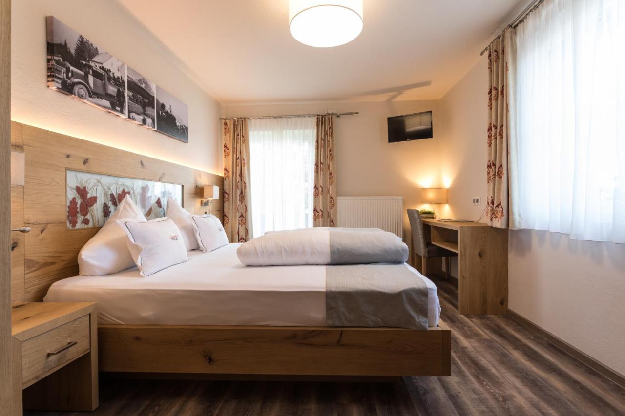 Der Walzl Hotel Lans Room photo